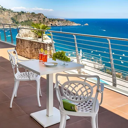 Baya Bella גיארדיני נאקסוס